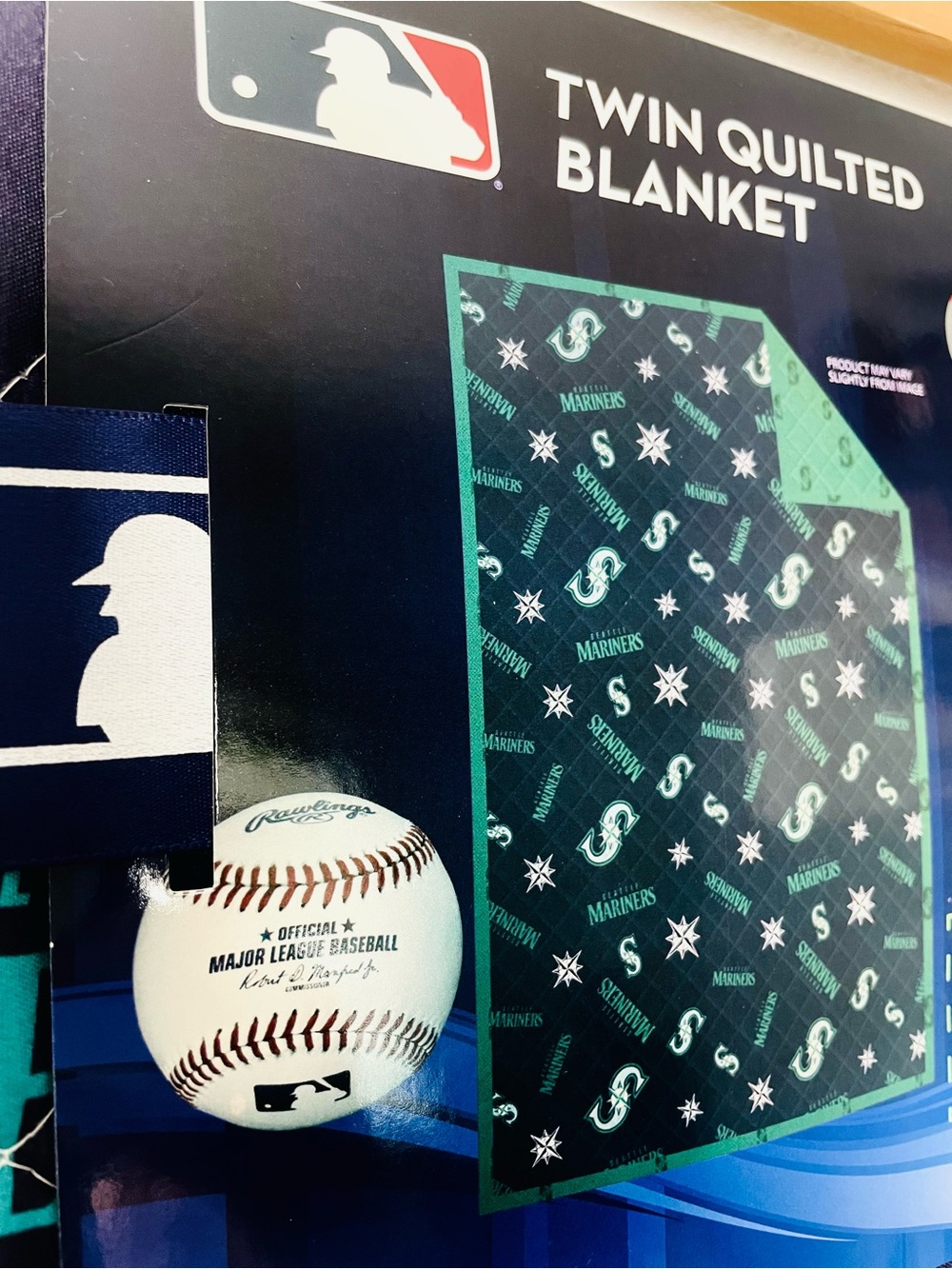 MLB Seattle Mariners Twin Quilted Blanket - Navy & Teal